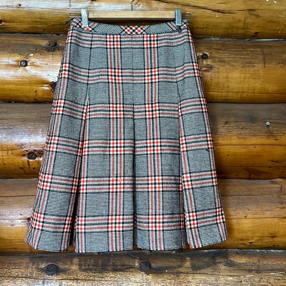 Vintage Wool Plaid 1970’s Pleated Skirt - Picture 1 of 7